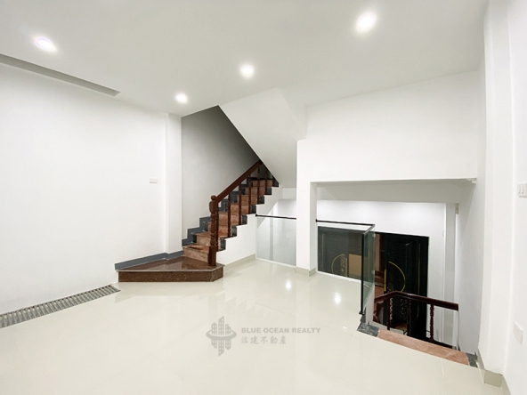 Bán nhà 34 m², 4 tầng Lê Trọng Tấn, Thanh Xuân, Hà Nội, mặt tiền 4.1m, nhỉnh 12 tỷ, ô tô đỗ cửa, - Ảnh 3