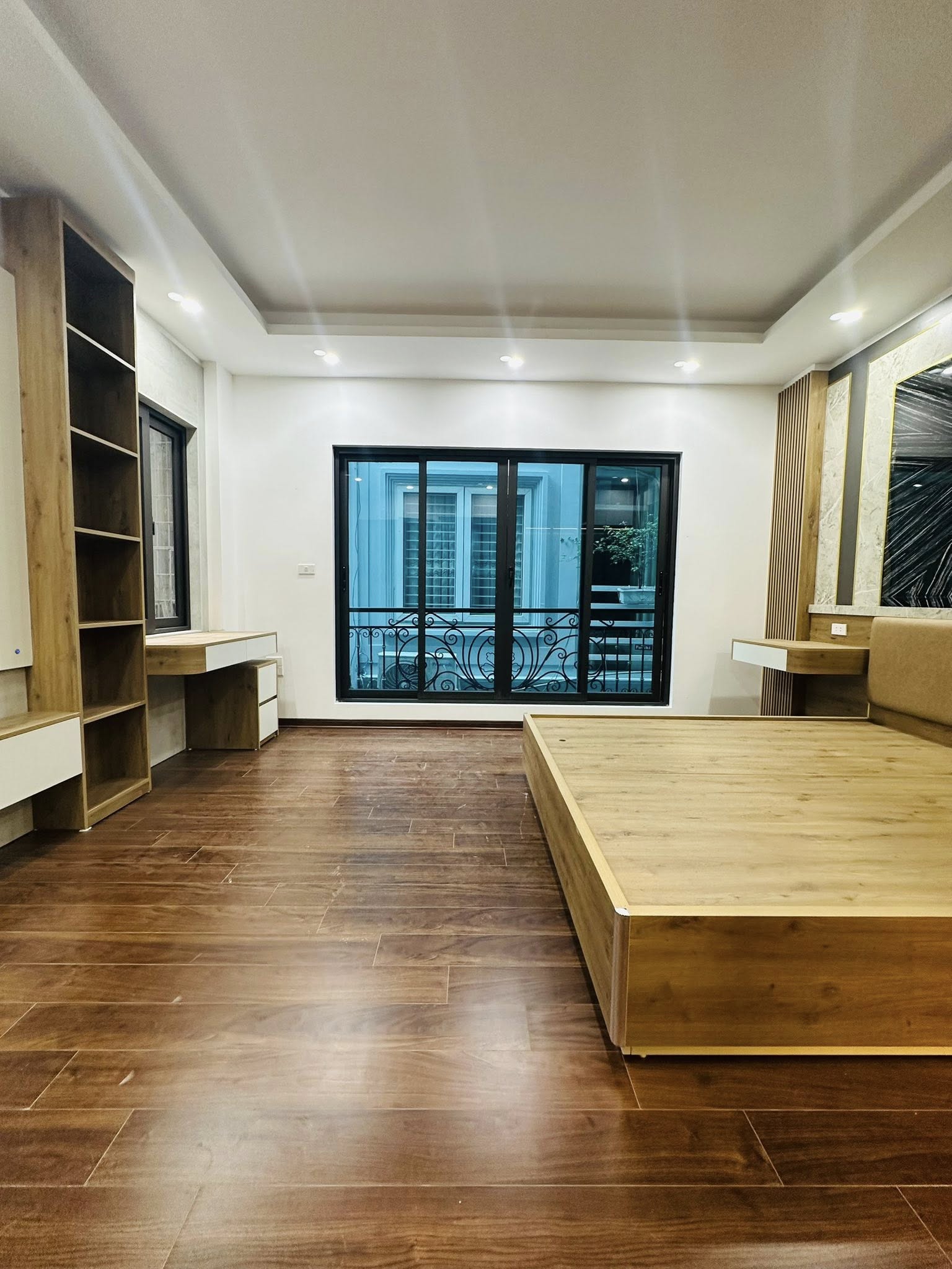 BÁN NHÀ ĐỘI CẤN, THANG MÁY FULL NỘI THẤT 36M MT4 8 TỶ - Ảnh 2