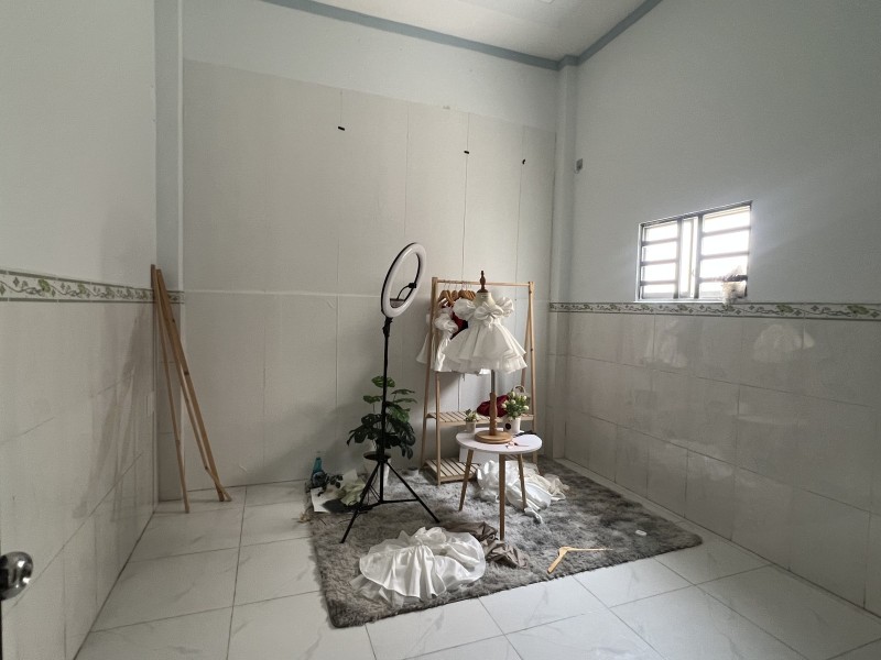 Bán nhà 100m2 1 Trệt 1 Lầu Dĩ An,đường nhựa 2 xe hơi,gần ĐHQG TPHCM - Ảnh 3