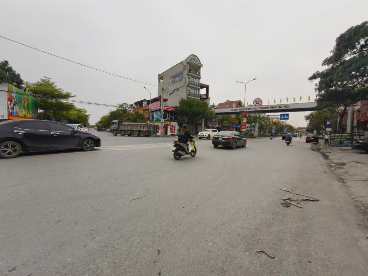 BÁN NHANH NHÀ MẶT PHỐ 6TẦNG - THANG MÁY - CẠNH NGÃ BA QL32, HOÀI ĐỨC - Ảnh 2