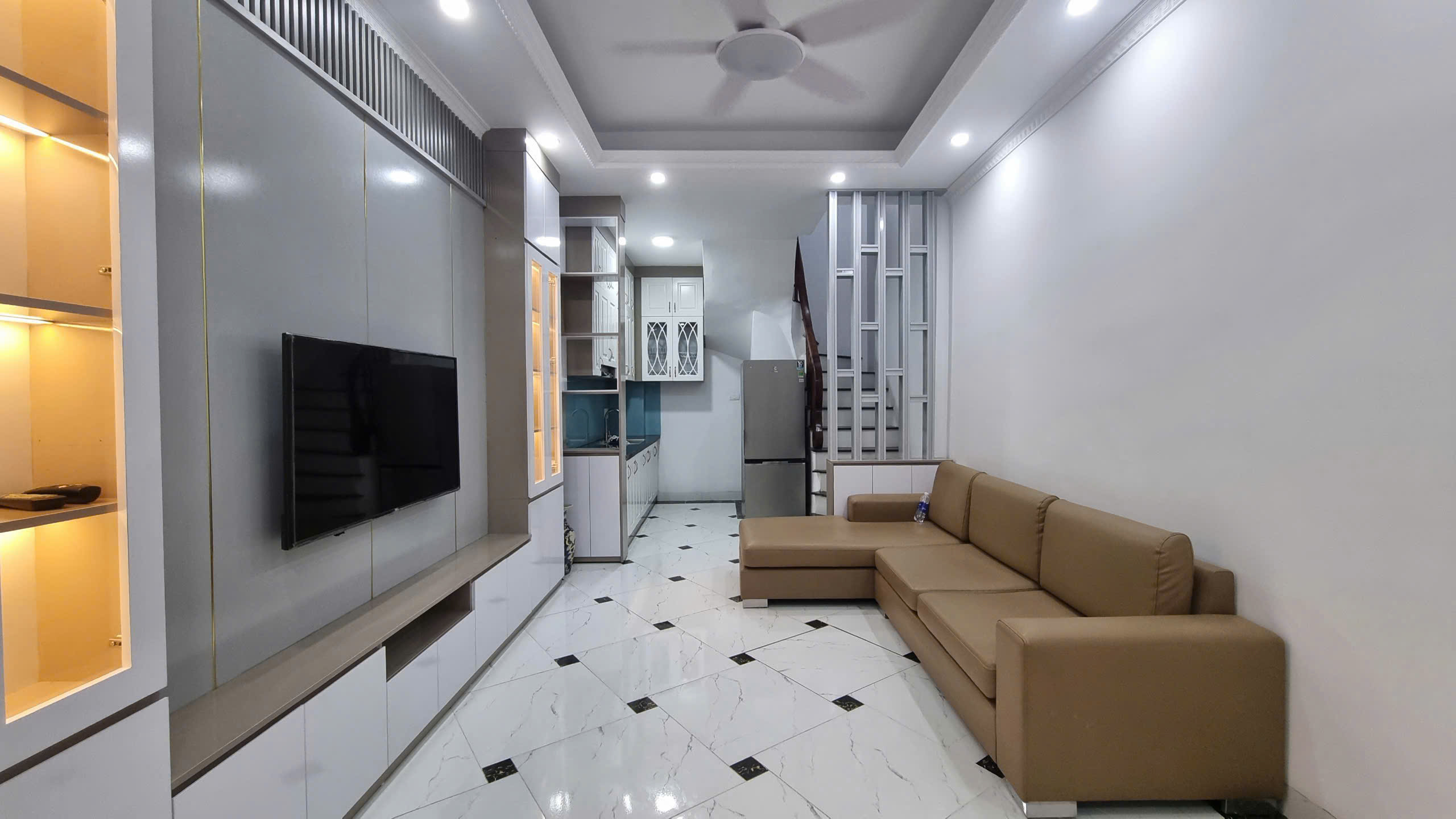RẺ NHẤT MỸ ĐÌNH,NHÀ DÂN 35M2X5 TẦNG,4 NGỦ, GẦN TRƯỜNG,CHỢ,GẦN ĐH THƯƠNG MẠI, ~5.5 TỶ - Ảnh 1