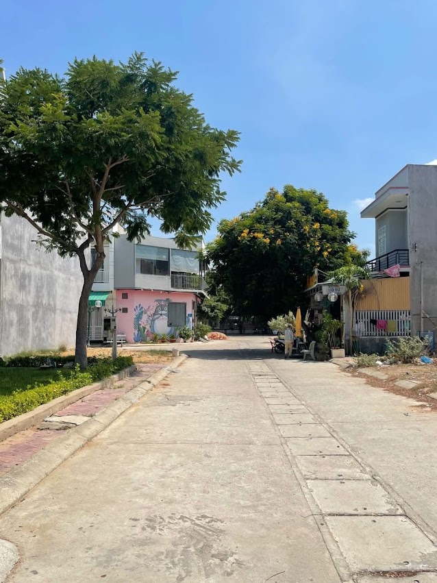 BÁN LÔ 85,5 M2 NGANG 5,5 M2 ĐỐI DIỆN CÔNG VIÊN GIÁ 2TY 550 - Ảnh chính