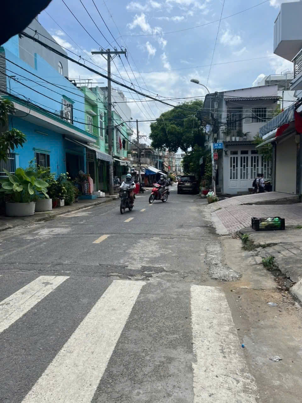 Nhà bán MT Đường LÊ THẬN - P.HIỆP TÂN - DT: 4m2 x 19m (đủ lộ giới)  Nhà 1 lầu. Sổ Hồng Riêng. - Ảnh 1
