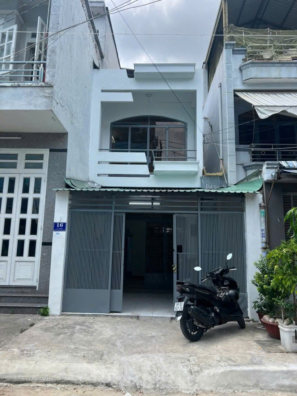 Nhà bán MT Đường LÊ THẬN - P.HIỆP TÂN - DT: 4m2 x 19m (đủ lộ giới)  Nhà 1 lầu. Sổ Hồng Riêng. - Ảnh chính