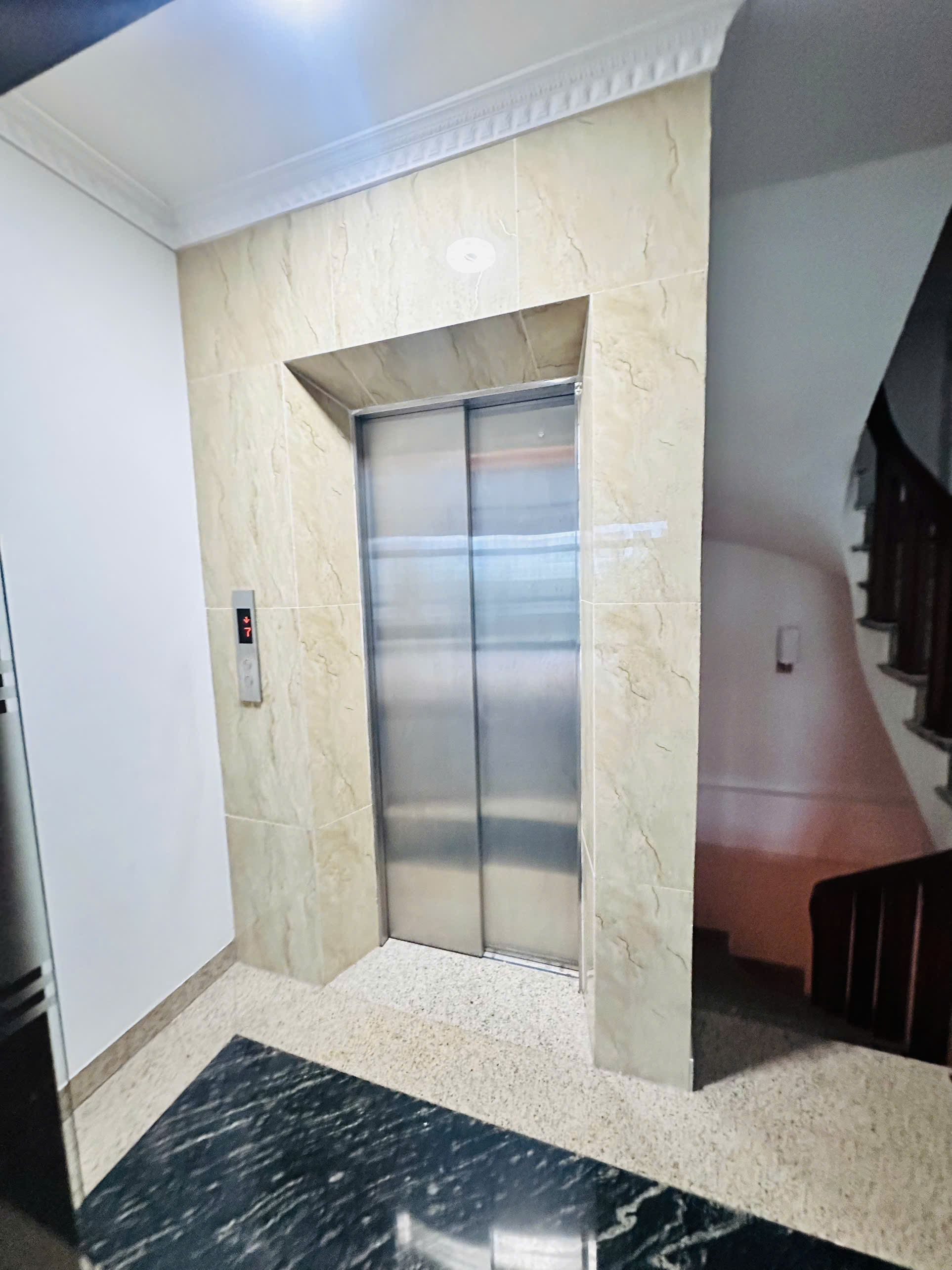 HIẾM!NHÀ PHÂN LÔ,OTO ĐỖ CỬA, LÔ GÓC,30M MẶT PHỐ TRỊNH VĂN BÔ,40Mx5,MT=4,5M,Nhỉnh 6ty - Ảnh 2