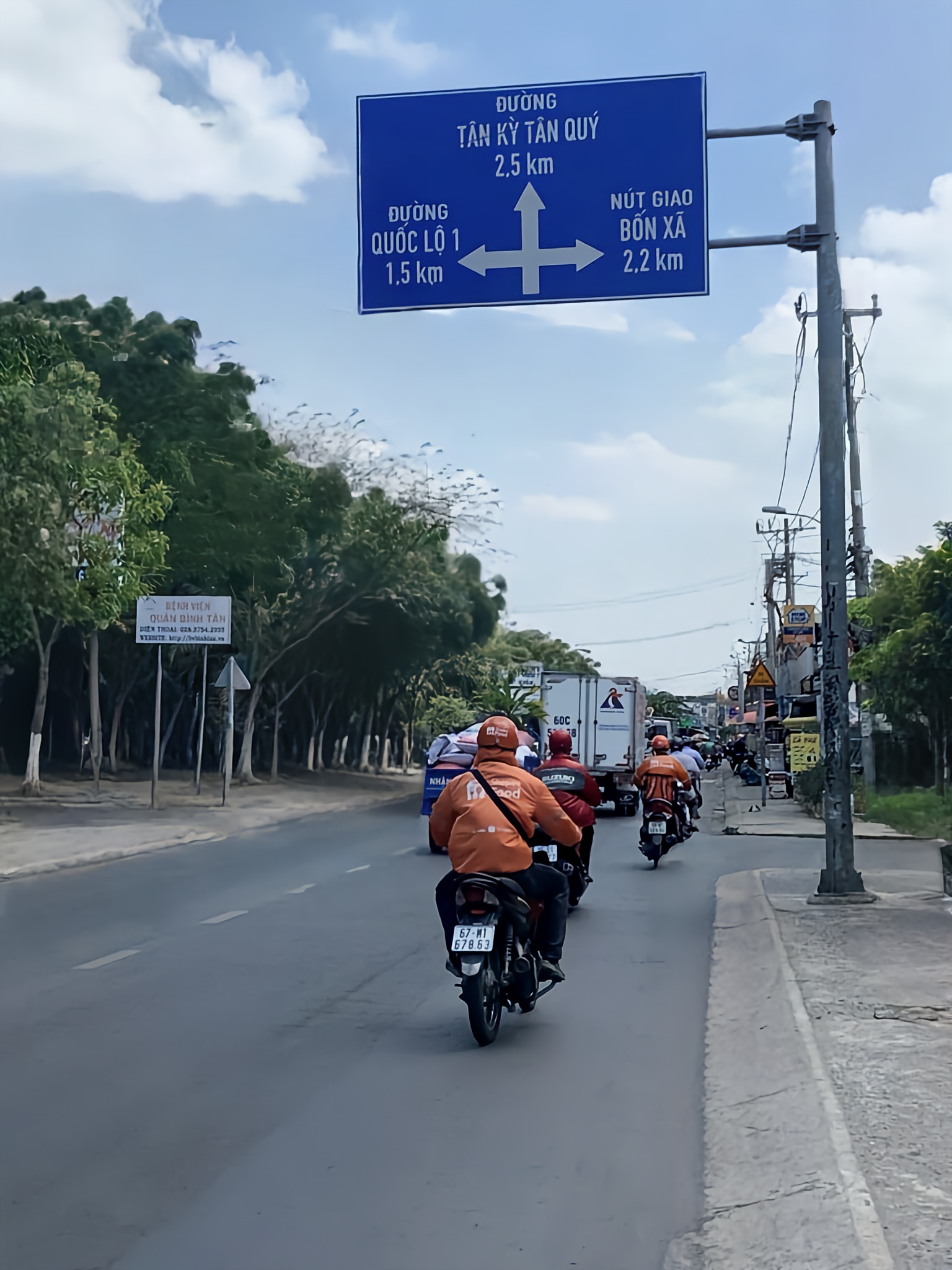 Bán nhà mặt tiền Mã Lò, diện tích to, ngang rộng giá đầu tư, chính chủ lâu đời - Ảnh 1