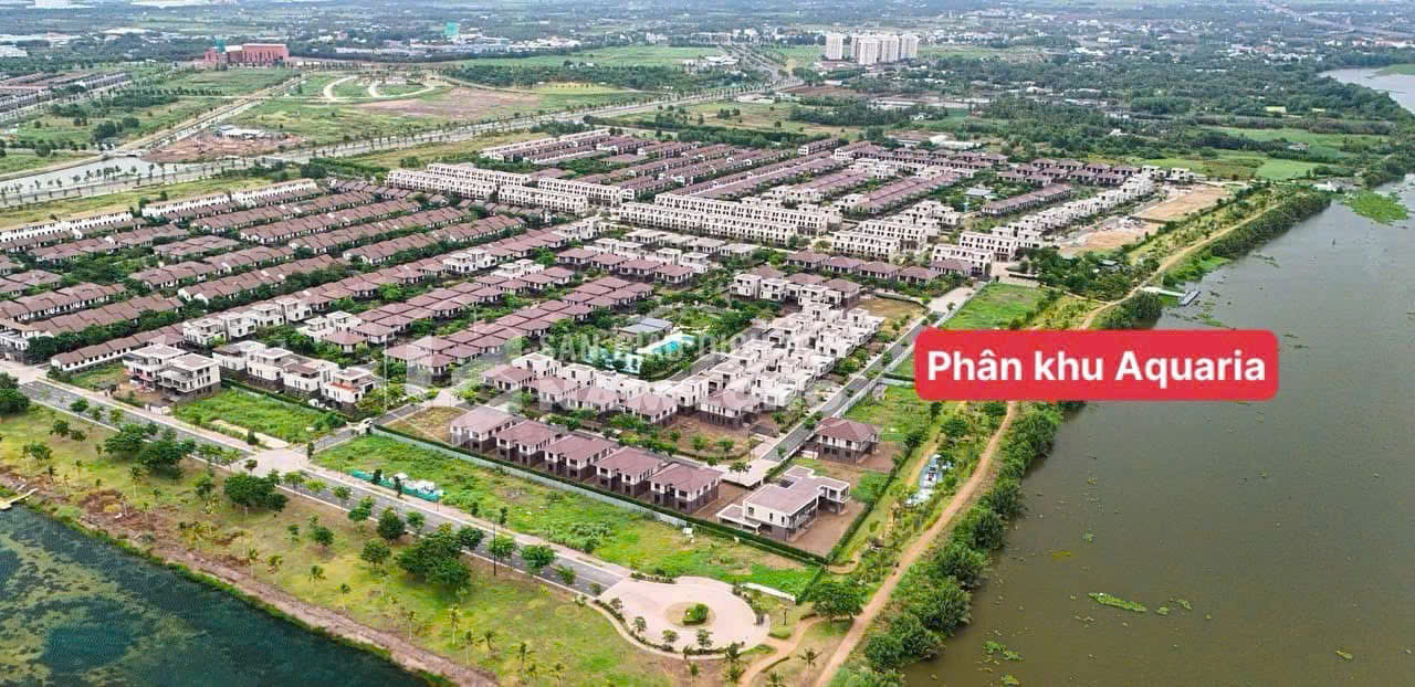 Bán căn Biệt Thự Đảo Vip 69 căn, DT 633m2 giá bán 42.7  tỷ View sông, bể bơi riêng Water Point Long - Ảnh 3