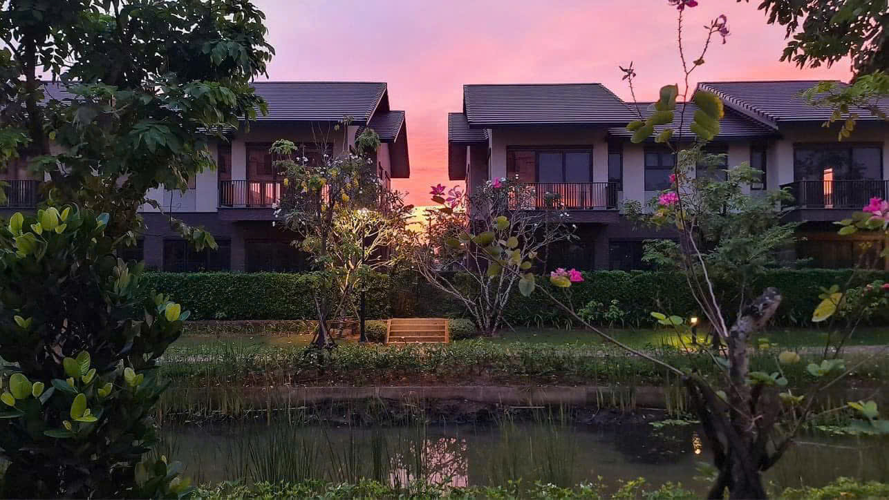 Bán căn Biệt Thự Đảo Vip 69 căn, DT 633m2 giá bán 42.7  tỷ View sông, bể bơi riêng Water Point Long - Ảnh 4