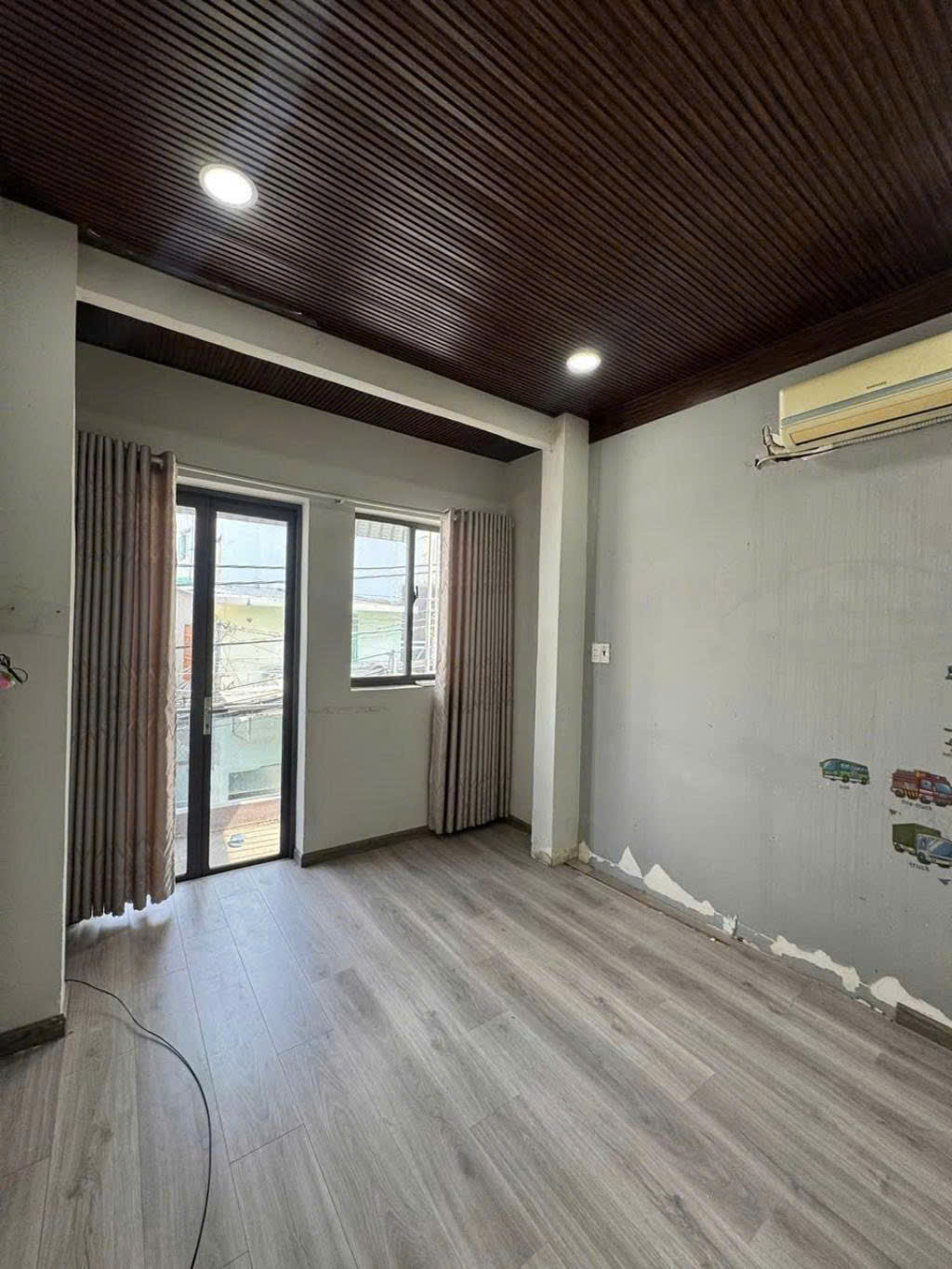 BÁN NHÀ TÂN BÌNH, HẺM 4M THÔNG THOÁNG, GIÁ 4.X TỶ - Ảnh chính