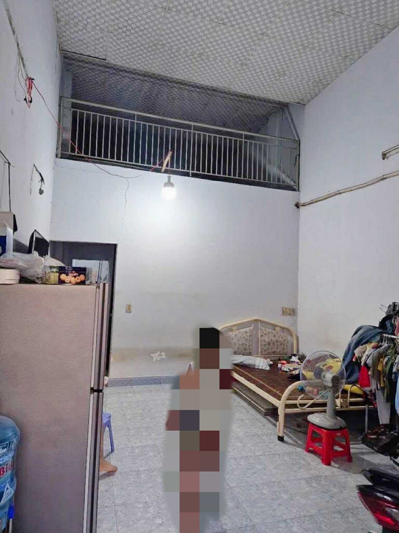Nhà cấp 4 có lửng 40m2 (4*11) Lê Văn Khương Q12 , hẻm 4m , ngay chợ Thiếc , 3 tỷ nhỉnh 0932030061 - Ảnh 2