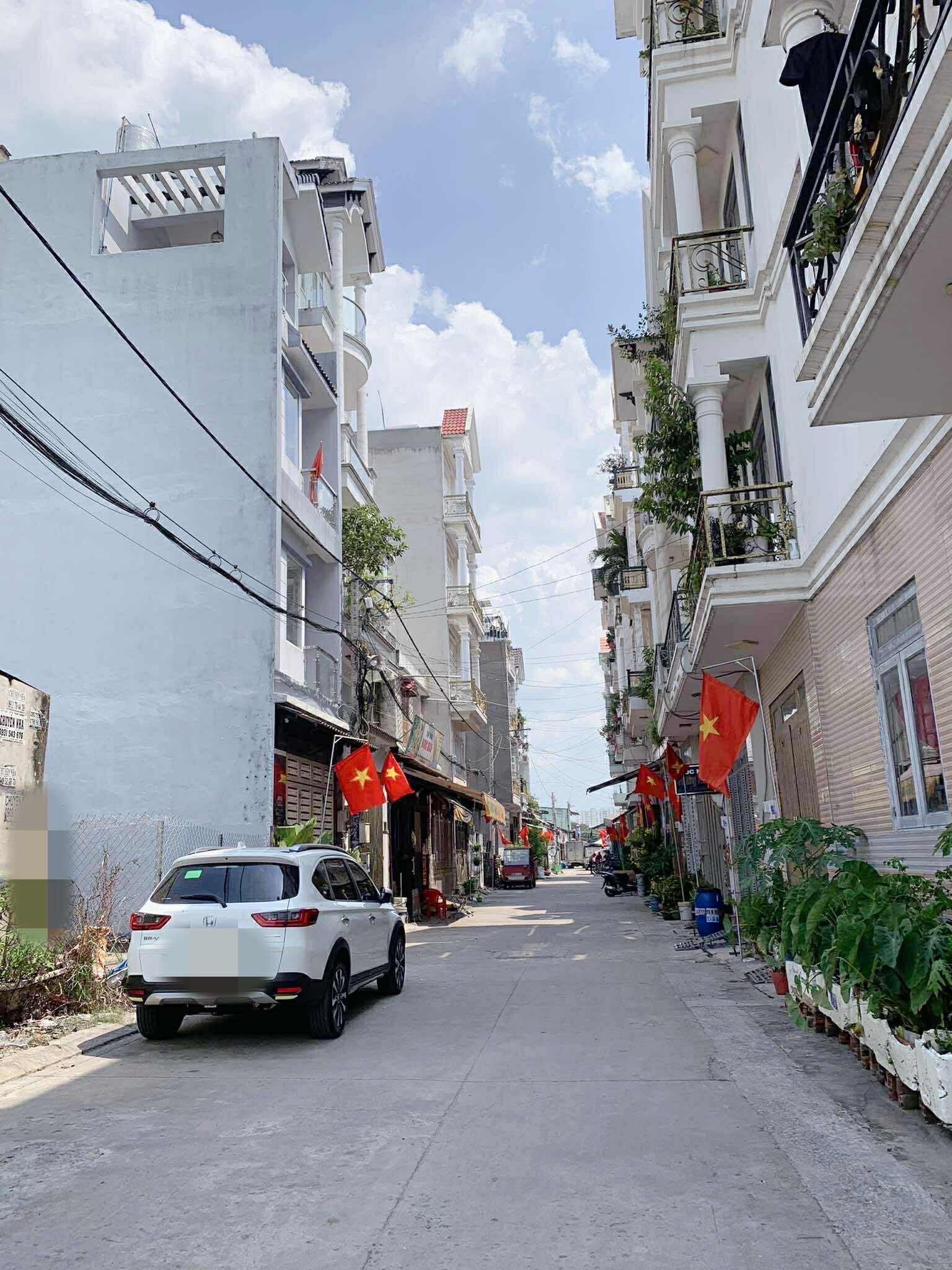 Bán nhà đường 8m — 58m2-3tang Bùi Văn Ngữ Q12 , liền kề ngã 3 Đông Quang , 5 tỷ nhỉnh 0932030061 - Ảnh 1