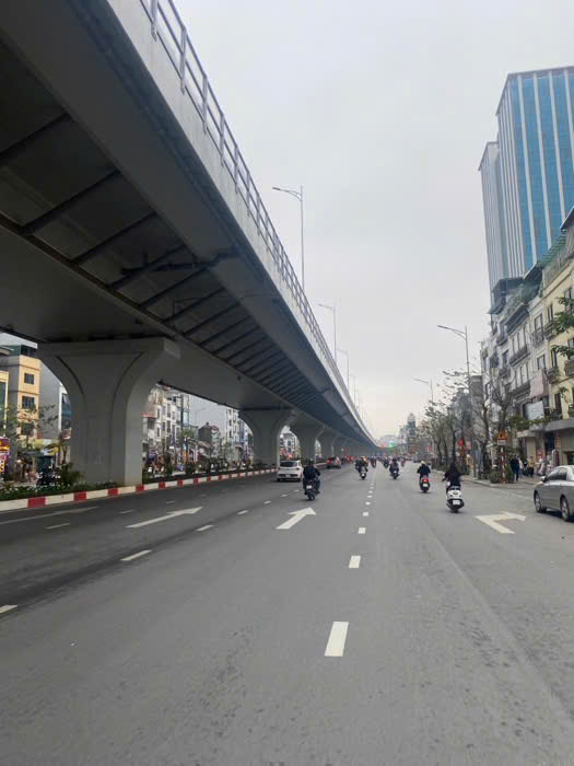 BÁN ĐẤT PHỐ MINH KHAI, HBT, 5,X TỈ - Ảnh 1