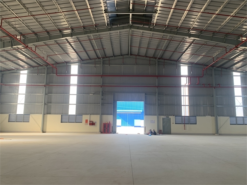 XT9669 nhà xưởng SX CNC, khung thép tiền chế, chiều cao 18m, thoáng mát - Ảnh 2