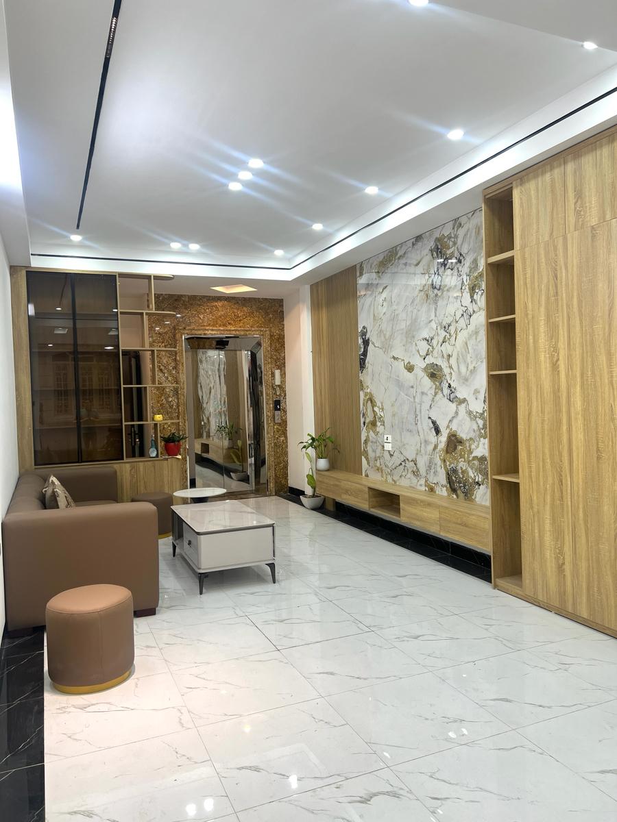 Nhỉnh 15tỷ Sở Hữu Ngay 45m2*6T - Thang Máy - Ô tô Vào Nhà - Khu Phân Lô Cầu Giấy - Ảnh chính
