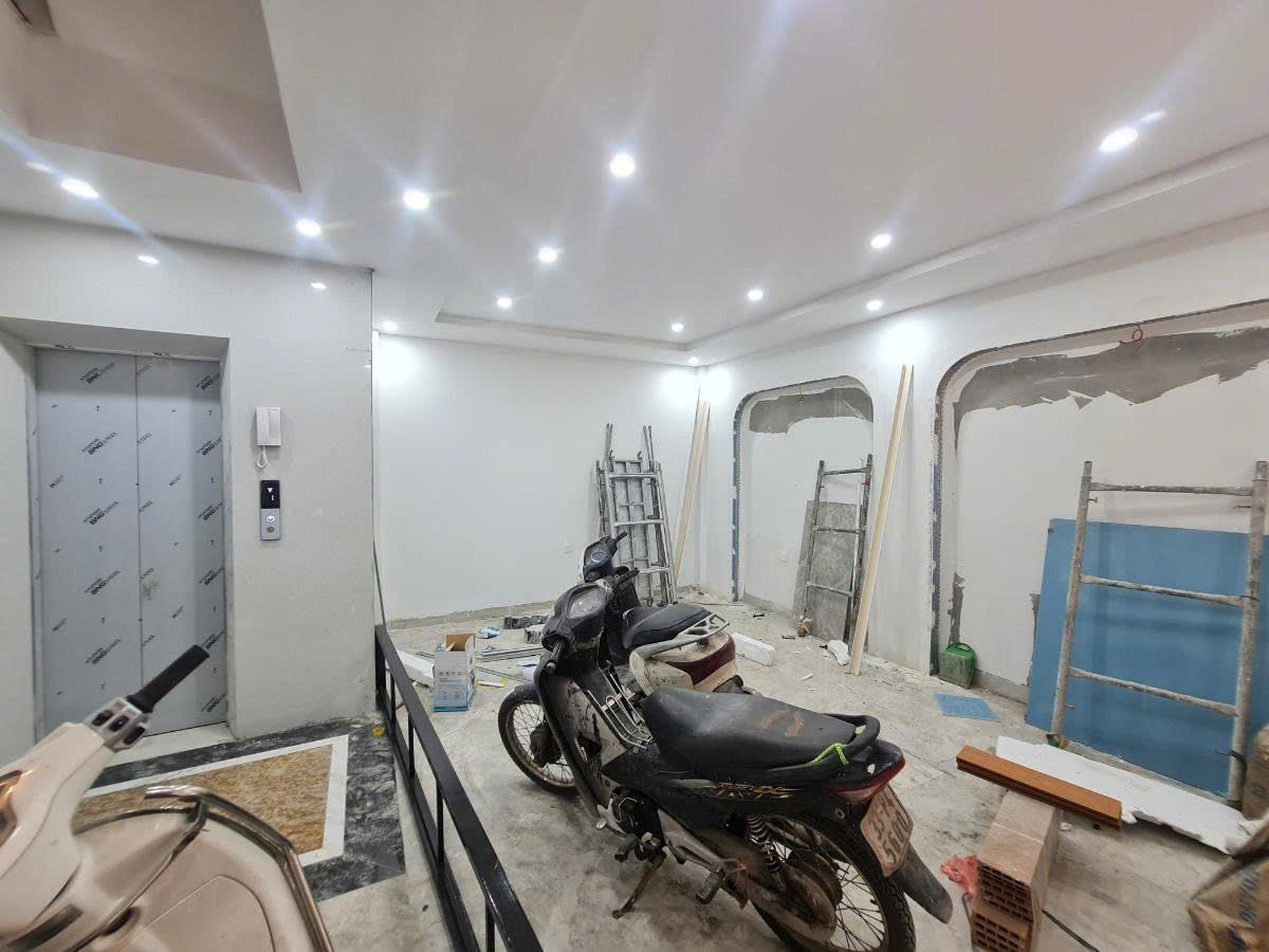 NGUYỄN NGỌC NẠI - THANG MÁY - Ô TÔ Diện Tích 35m2 7 tầng MT 6m Giá 17.5 tỷ - Ảnh 1