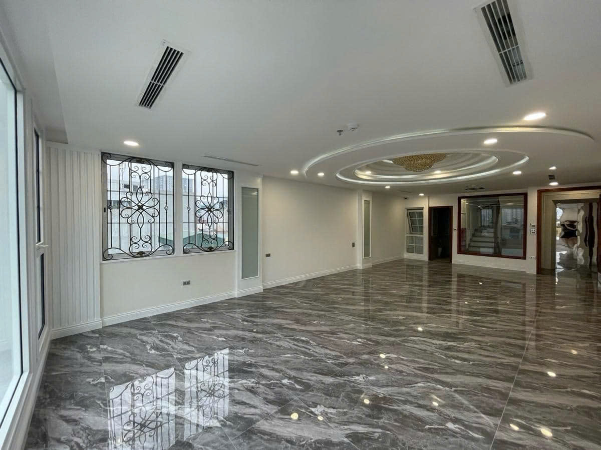 BÁN TÒA NHÀ MẶT PHỐ NGUYỄN VĂN TUYẾT - 84M² x 10T THANG MÁY - CÓ HẦM - VỈA HÈ RỘNG - 69 TỶ - Ảnh chính