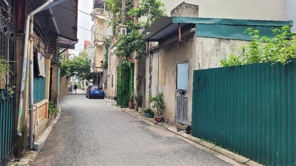 ĐẤT YÊN VIÊN - VỪA TIỀN - NGÕ Ô TÔ THÔNG - TƯƠNG LAI MẶT ĐƯỜNG LỚN - Ảnh chính
