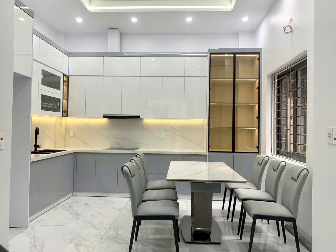 Bán nhà 4 tầng lô góc 2 mặt tiền Ngô Quyền, Hải Dương giá chỉ 4.x tỷ - Ảnh 2