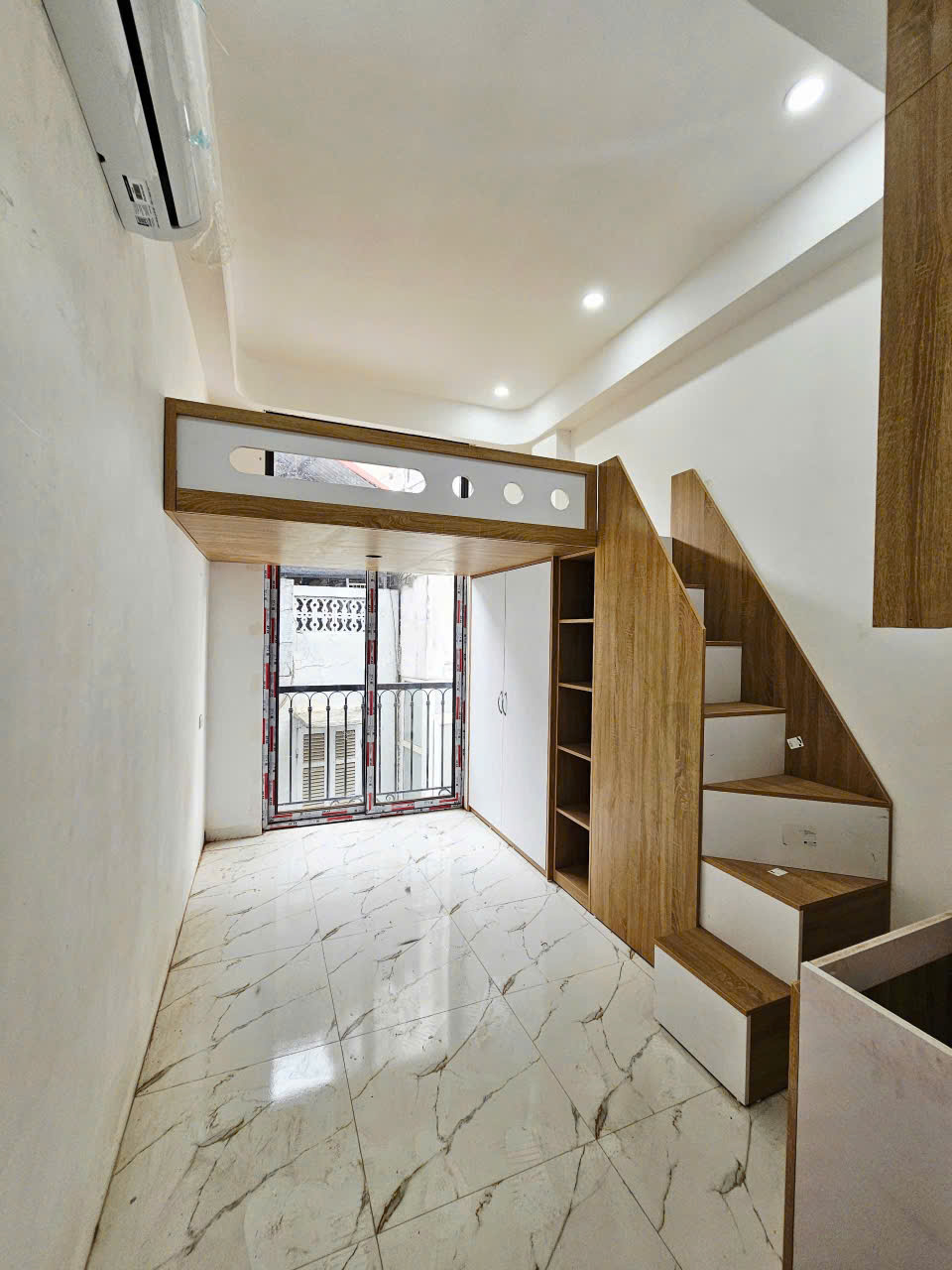 Bán toà căn hộ dịch vụ Võ Thị Sáu - Hai Bà Trưng - Ảnh 1