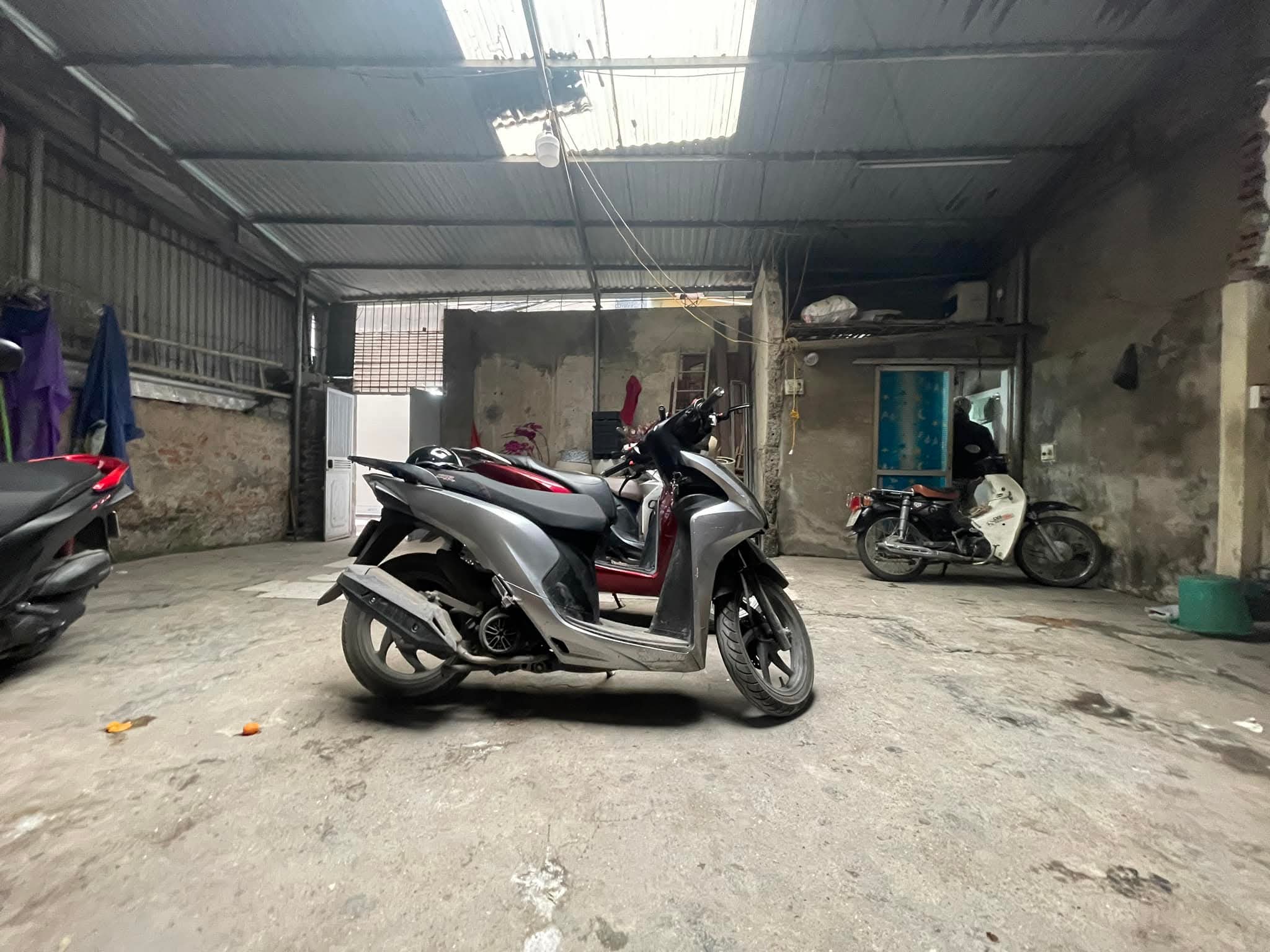 MẶT PHỐ DỊCH VỌNG CẦU GIẤY - VỊ TRÍ KINH DOANH ĐẮC ĐỊA GIÁ ĐẦU TƯ - DT 493M2 GIÁ CHÀO 148 TỶ - Ảnh chính