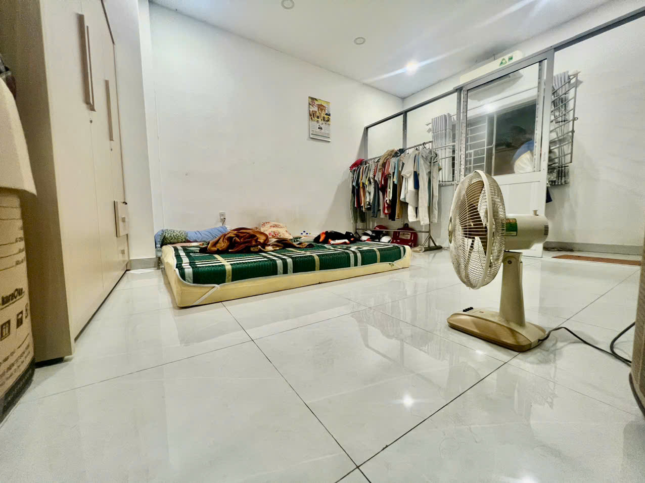 NGANG 4.7 X 13.5 M - 2 TẤM <br>TRUNG TÂM Q4 <br>CÓ 89 TRIỆU M 2 - Ảnh 3