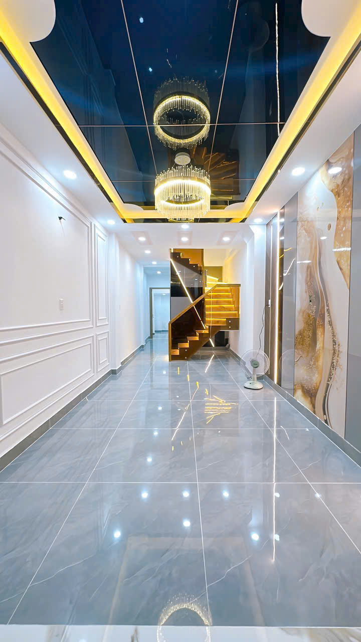 Sát mặt tiền Ngang3.1nở 4.5 dài 15 đúc 2 T có 4 tỷ Q4 - Ảnh 1