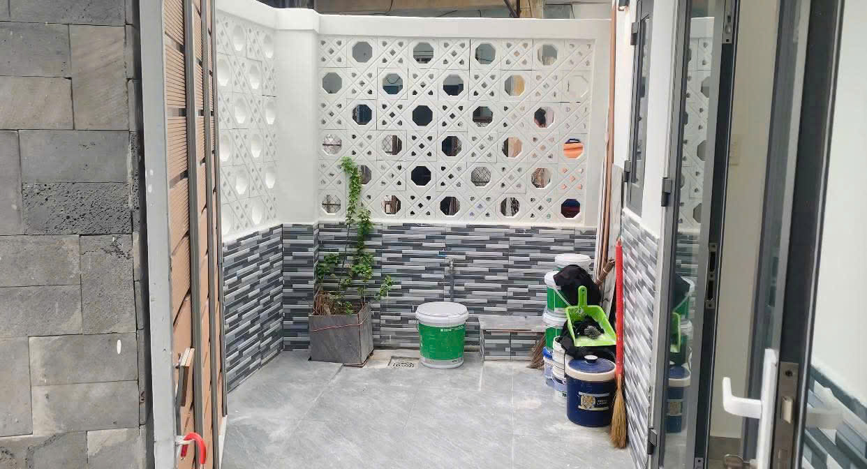 Bán đất 2 mat tiền tặng nhà C4 đường Ba Làng -phường Vĩnh Hoà <br><br>Diện tích: 229m2 ngang - Ảnh 2