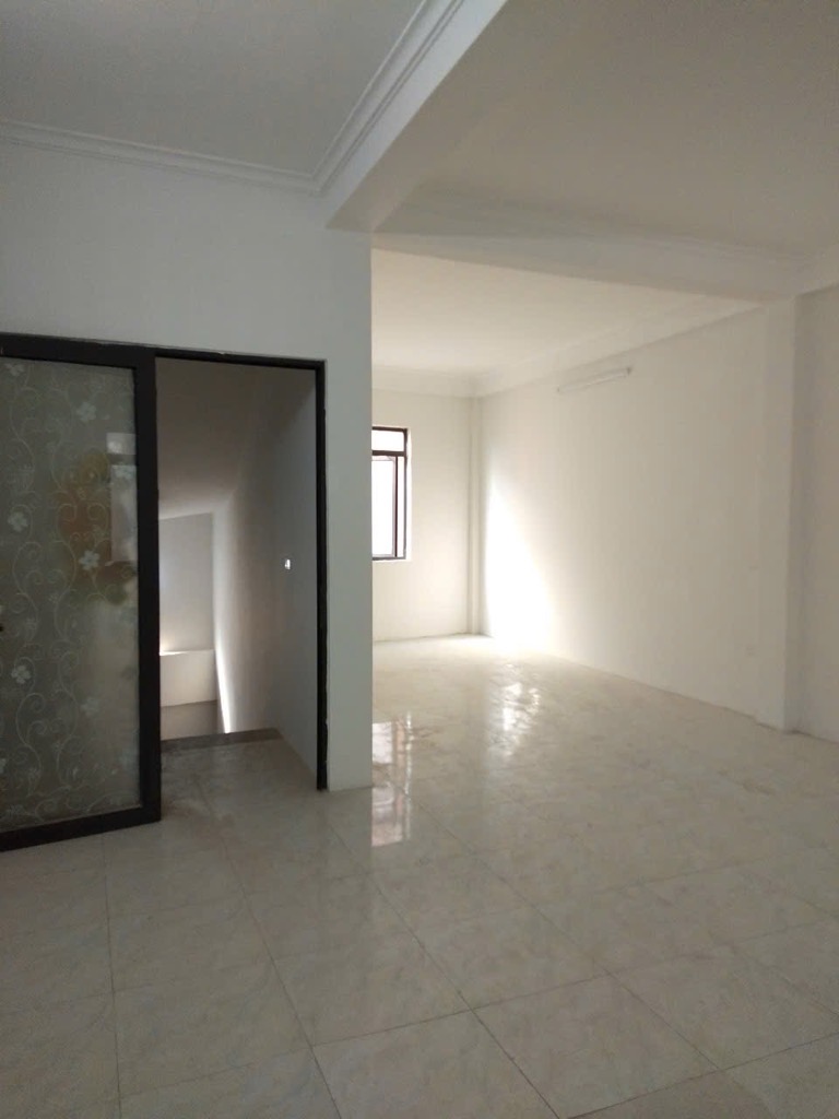 TRUNG TÂM CẦU GIẤY - NHÀ DÂN XÂY CHẮC CHẮN MỚI CỨNG - BA GÁC TRÁNH - Ở SƯỚNG - 60M2 - 15 TỶ - Ảnh 3