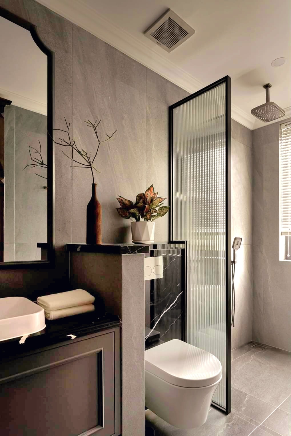 BÁN NHÀ NGUYỄN VĂN CỪ – 104m² – 4 TẦNG CÓ THANG MÁY – NỘI THẤT CAO CẤP – GIÁ 15 TỶ - Ảnh 2