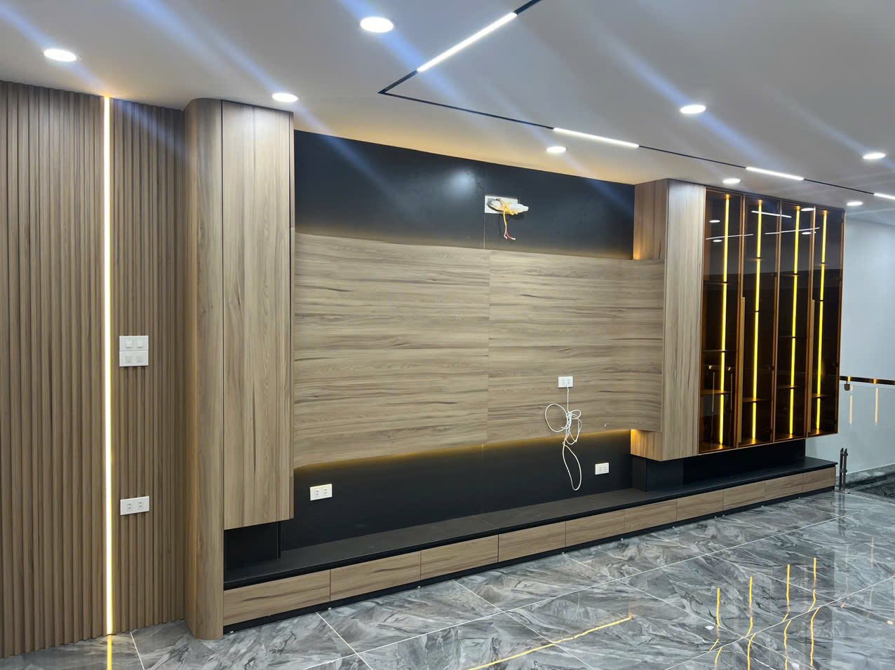 MUA NGAY KO MẤT-NHÀ PHỐ ĐỘI CẤN -BA ĐÌNH 6 TẦNG THANG MÁY-56M2-4,2MT-15.8 Tỷ-Ô TÔ TRÁNH - Ảnh chính