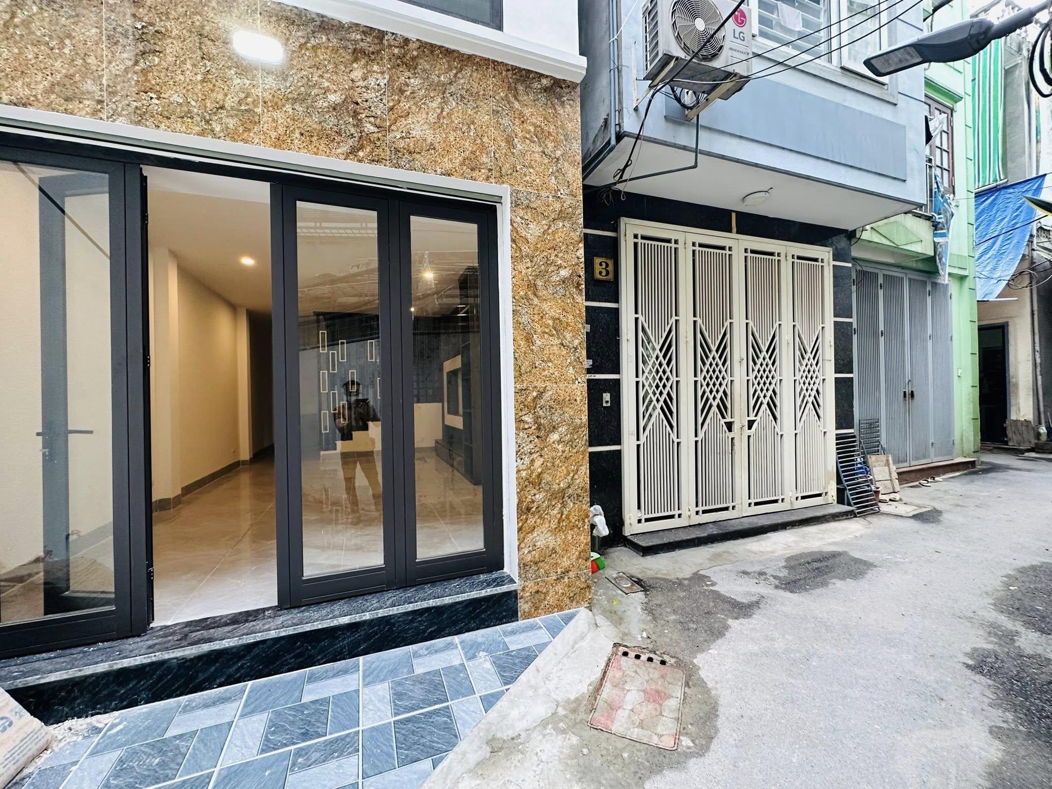 Bán nhà Võng thị thang máy dân xây view  hồ tây 50m 7 tầng 14.8tỷ - Ảnh chính