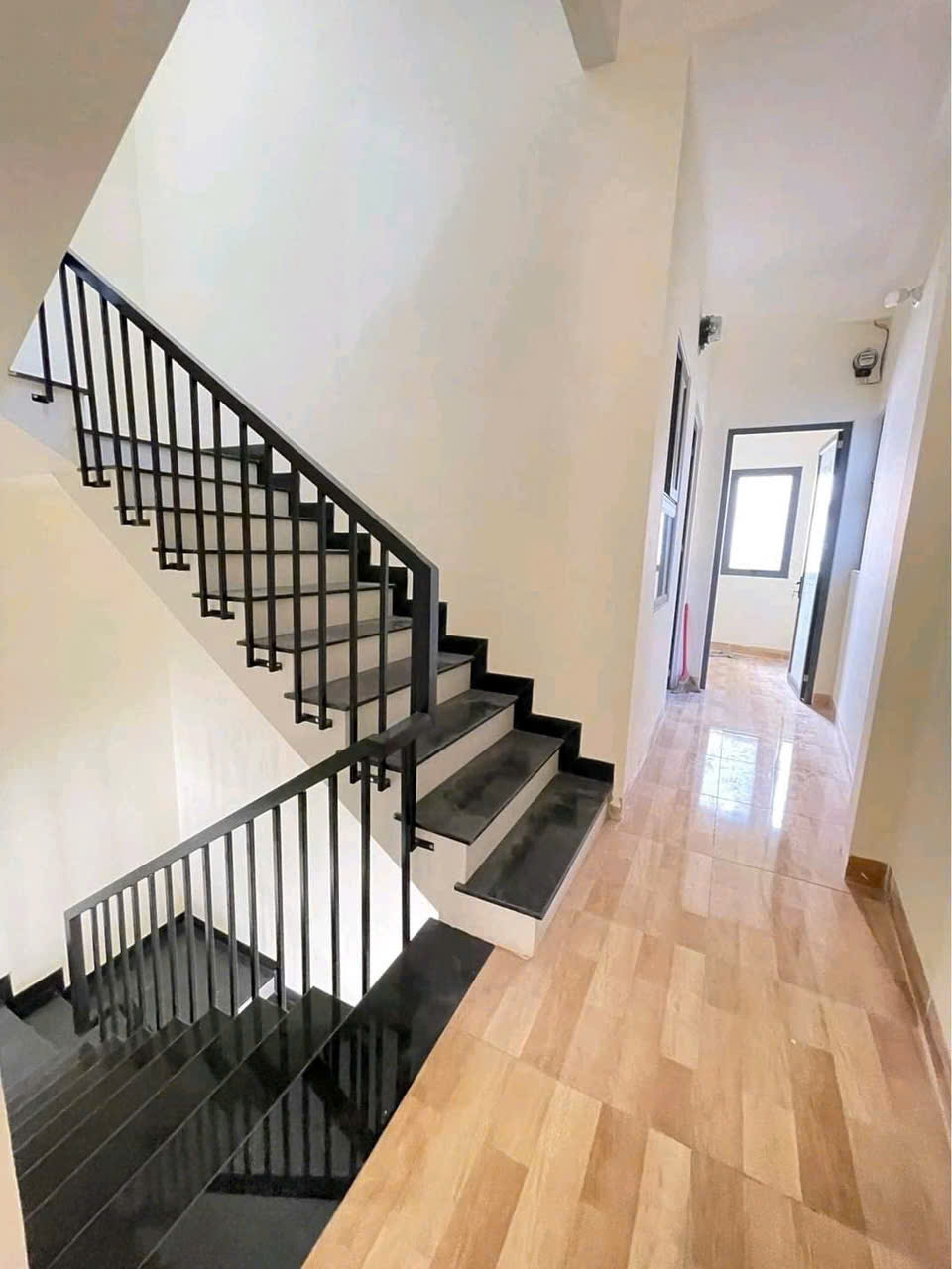 🏡 "NHÀ 4 TẦNG HÀM NGHỊ - "CỖ MÁY IN TIỀN" 32TR/THÁNG, CHỈ 4.98 TỶ " 💰 - Ảnh 1