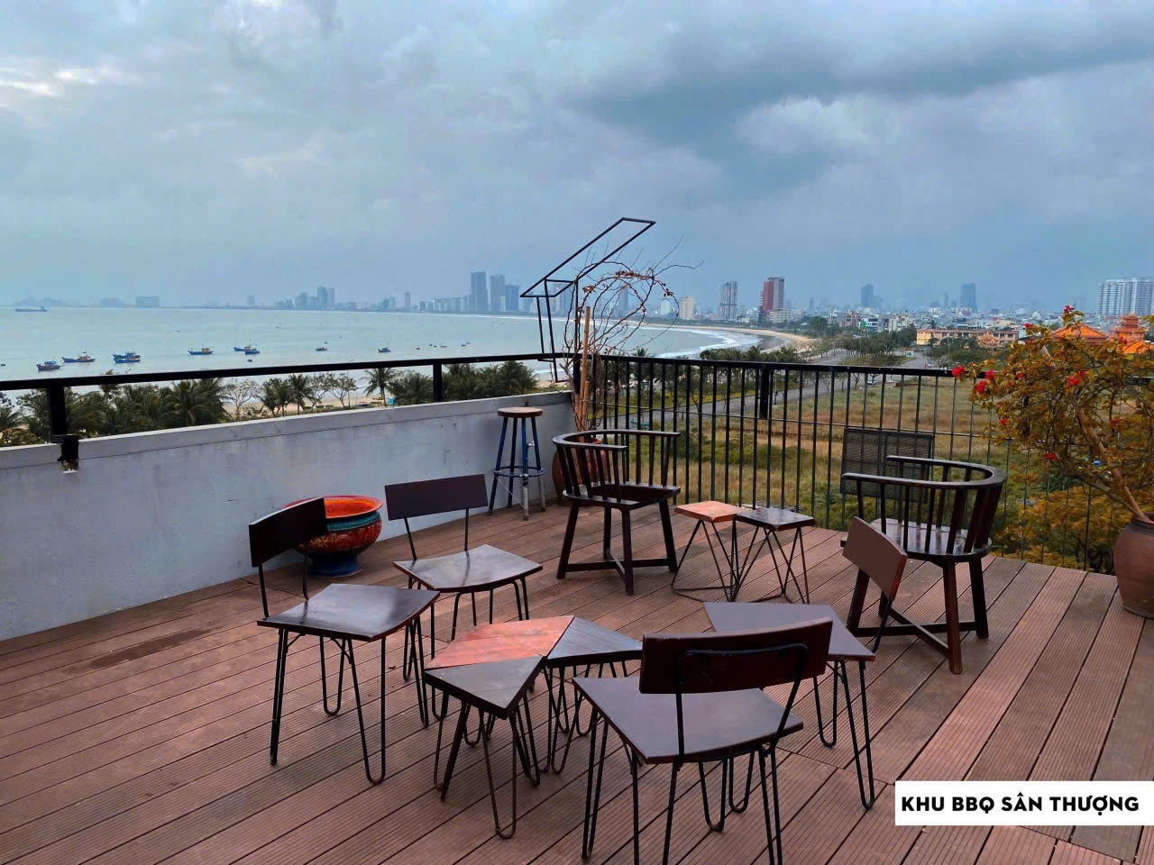 TÒA CĂN HỘ DỊCH VỤ - KHÁCH SẠN 7 TẦNG VIEW BIỂN ĐẲNG CẤP hơn 13 tỷ - Ảnh chính