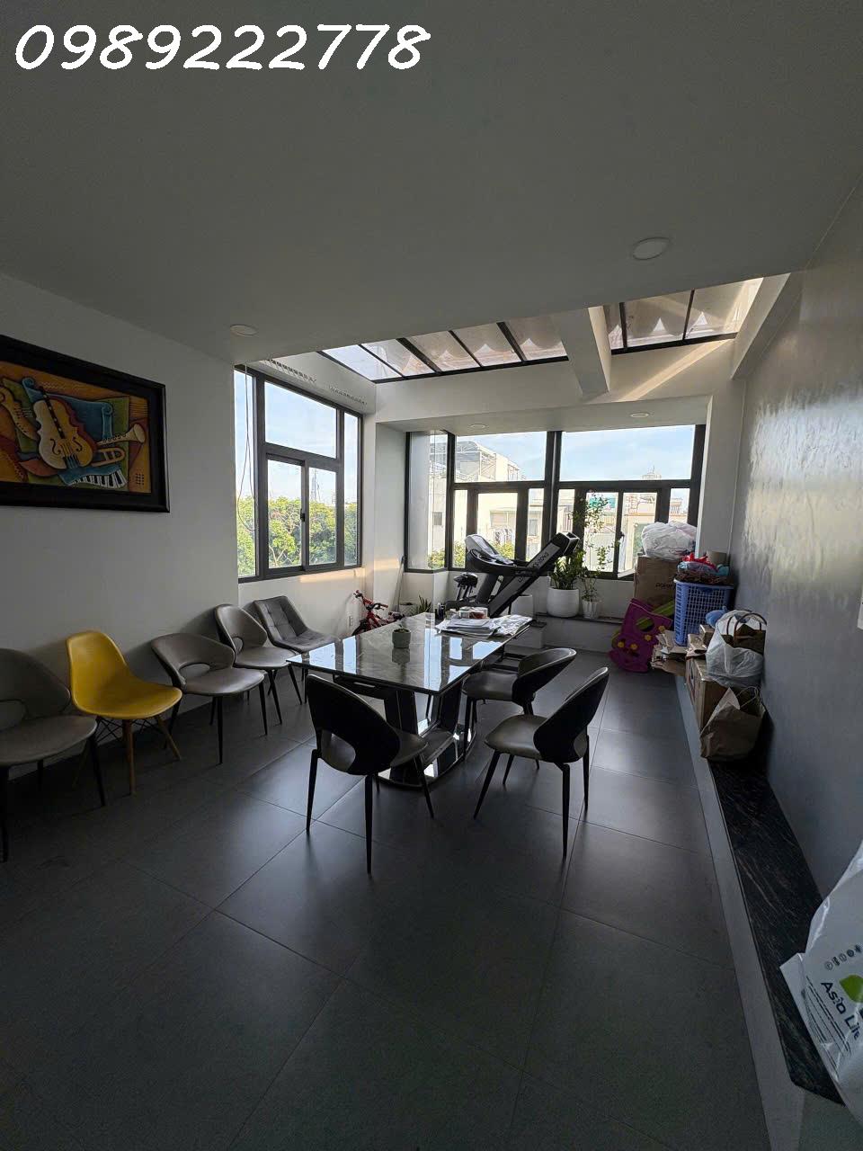SIÊU PHẨM MẶT TIỀN KHU PHÂN LÔ - KHU VIP NGUYÊN HỒNG - MẶT TIỀN 12M TRẢI NHỰA - 4X18M - 4 TẦNG - - Ảnh 1