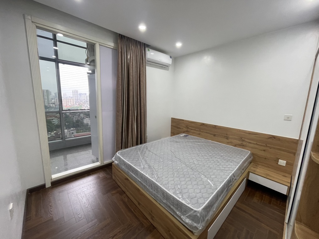 (Tin thật 100%) CH 94m2 x 3PN có slot ô tô tại Euro Window Trần Duy Hưng - Nội thất 600 triệu - Ảnh 3