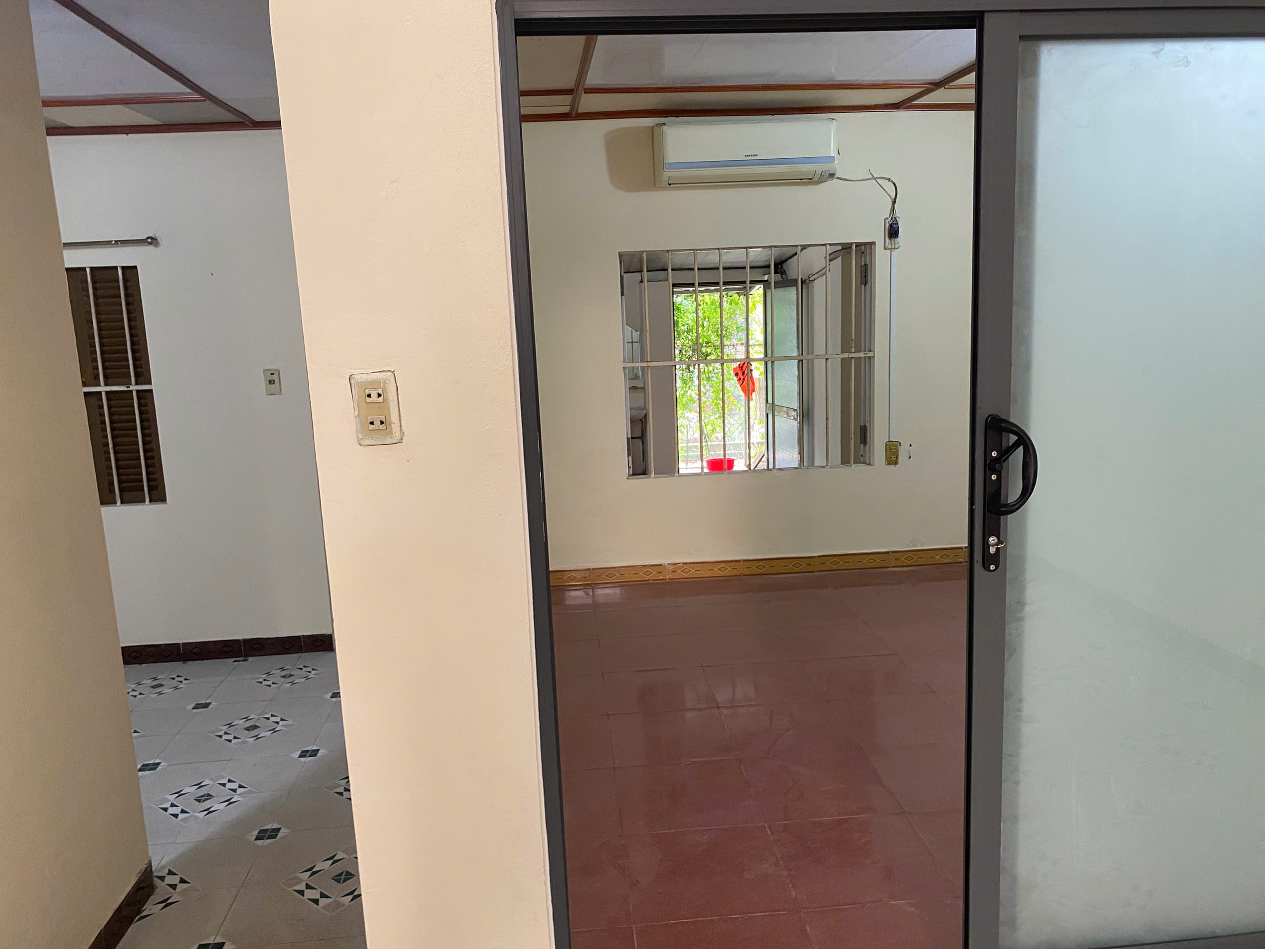 BÁN NHÀ CÁCH BIỂN XUÂN THIỀU 500M, DT 150M2 (2 TẦNG) SHR CHỈ 4.5 TỶ. LH:0909623435. - Ảnh 4