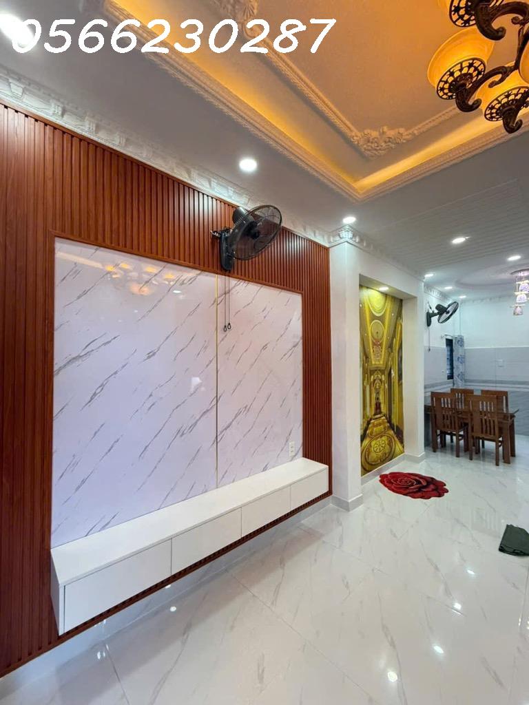 GẤP BÁN NHÀ MẶT PHỐ LÊ VĂN KHƯƠNG- HẺM XE HƠI - Q.12 - GIÁ HỜ 3.5 TỶ - SỔ ĐỎ CHÍNH CHỦ - Ảnh 3