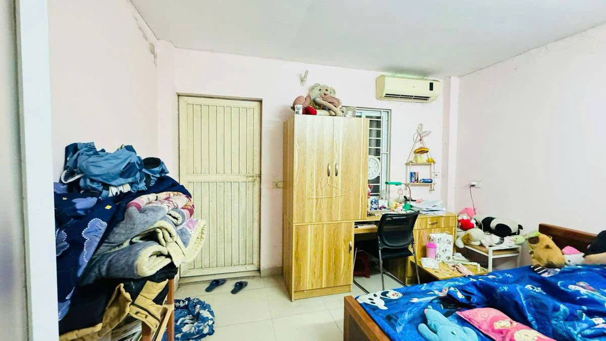 Bán GẤP nhà phố Trung Phụng, Đống Đa, 35m2, 4 TẦNG 3 NGỦ, Chỉ 5.9 tỷ - Ảnh 1