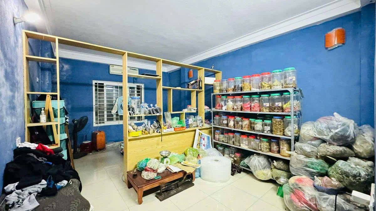 Bán GẤP nhà phố Trung Phụng, Đống Đa, 35m2, 4 TẦNG 3 NGỦ, Chỉ 5.9 tỷ - Ảnh chính