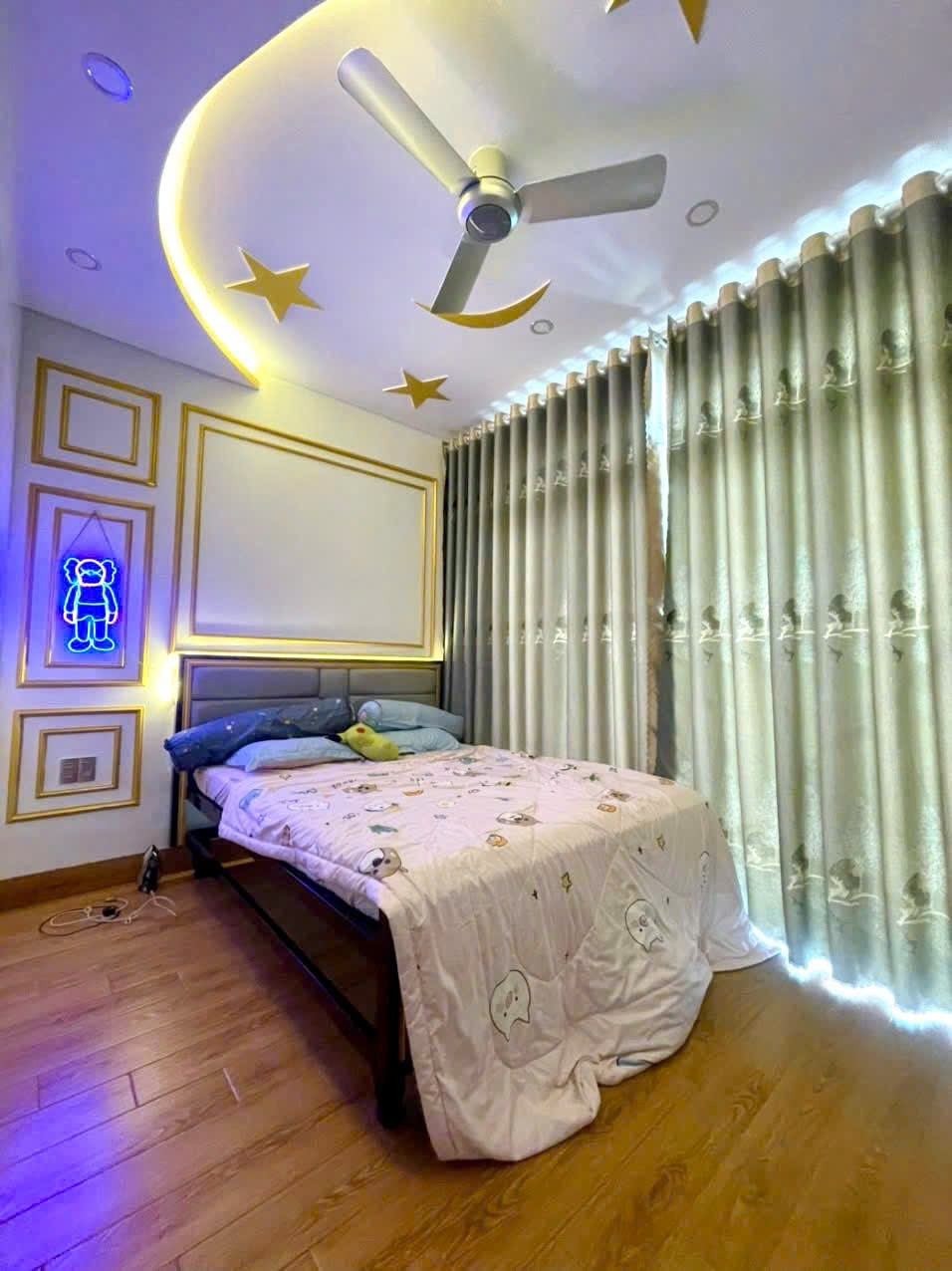 Nhà đẹp Bàu Cát 2, P.12, 4x16m, 64m2, 1 trệt 3 lầu ST, 6PN, 13 tỷ TL - Ảnh chính
