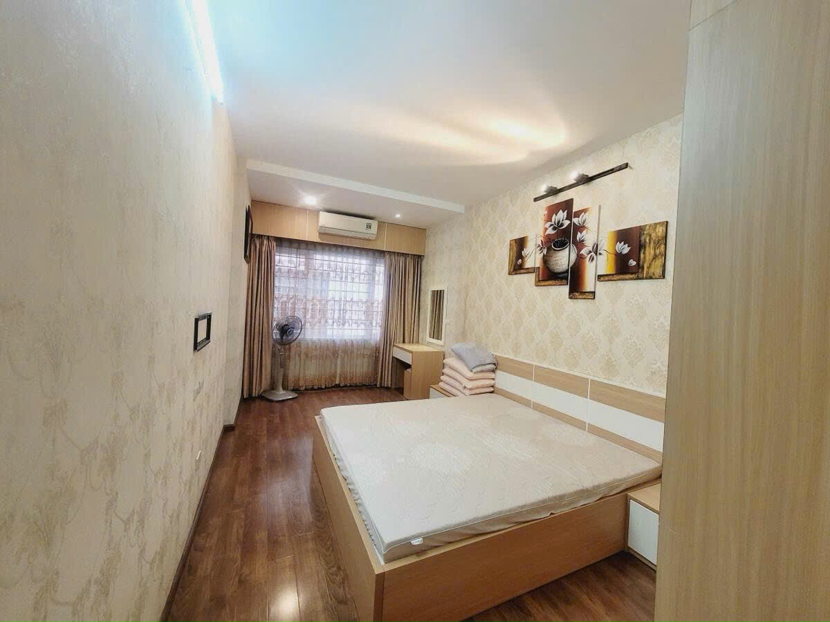 Phân lô Tôn Đức Thắng 30m2 x 5 tầng - 2 thoáng trước và sau nhà - Ba gác đỗ cửa - Gần sát phố. - Ảnh 3