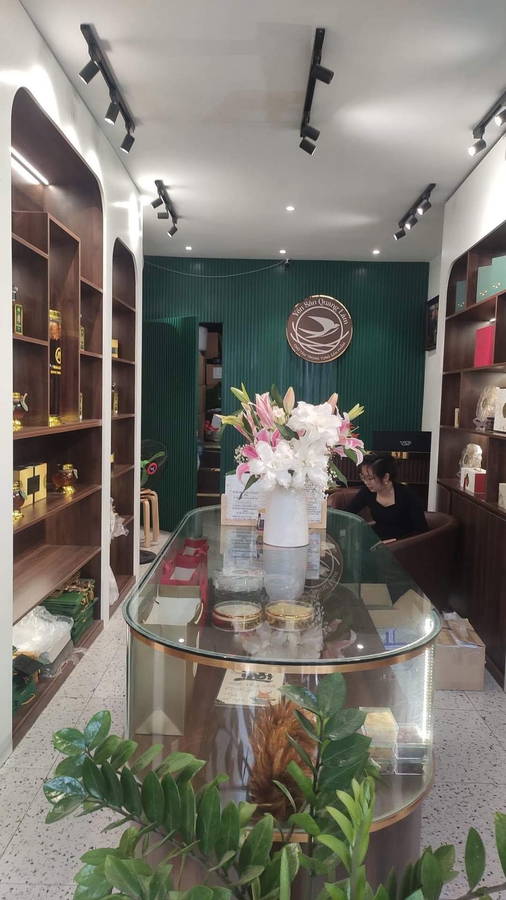 MẶT PHỐ VIP - KINH DANH ĐỈNH Xã Đàn 44m2 X  C4 Mặt tiền 3.2m 28.6 tỷ Đống Đa Hà Nội - Ảnh 1