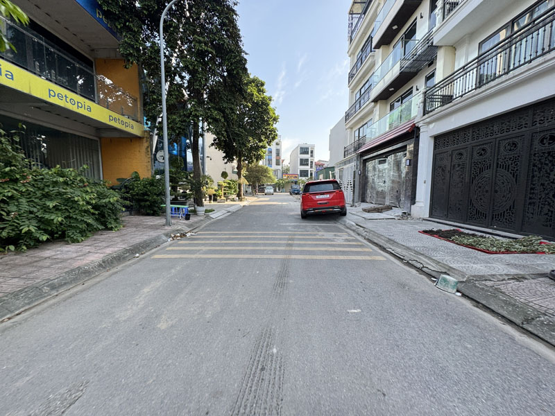 Cần bán 90m2 nhà 6 tầng, thang máy, thiết kế kinh doanh, gần phố Nông Vụ, Phúc Lợi. Đường rộng 13m - Ảnh 4