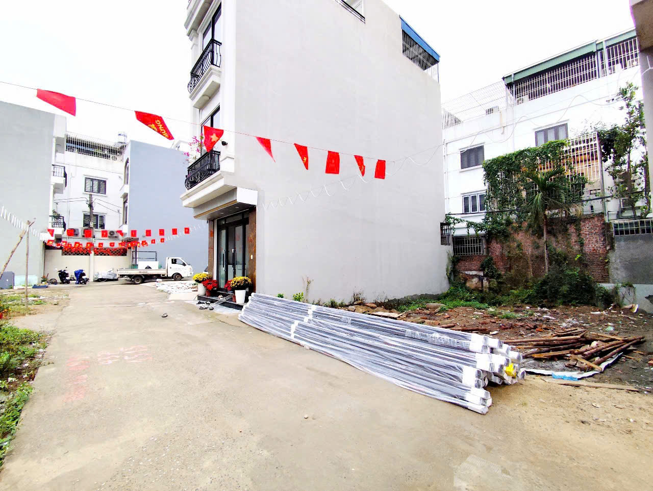 Bán 2 lô liền nhau tại Vĩnh Niệm, ngõ 4m ô.tô ra vào Giá 2.5 tỉ - Ảnh chính