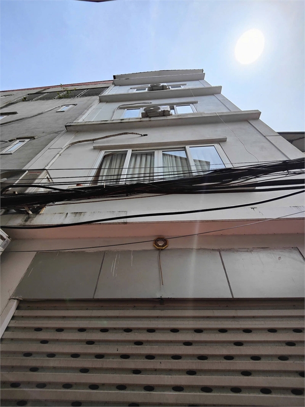 Bán Nhà 4 Tầng An Dương Vương – Tây Hồ – 42m², MT 4.2m – Ô Tô Đỗ Cửa – Chỉ 8.7 Tỷ! - Ảnh chính