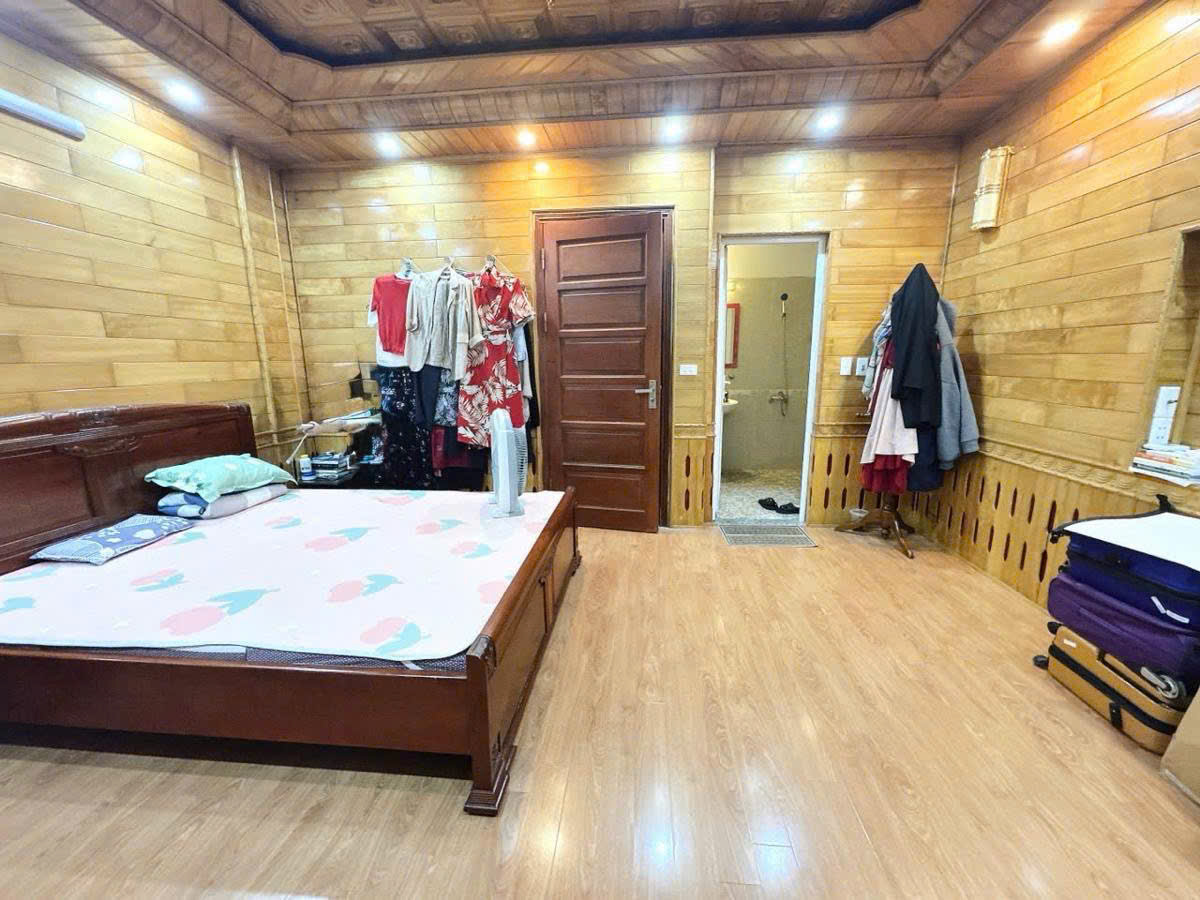 NHÀ NGUYỄN KHÁNH TOÀN Diện Tích 30m2 5 tầng mặt tiền 5m Giá 7.35 tỷ - Ảnh 2