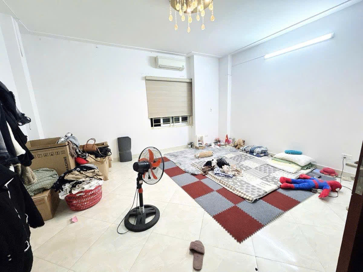 NHÀ NGUYỄN KHÁNH TOÀN Diện Tích 30m2 5 tầng mặt tiền 5m Giá 7.35 tỷ - Ảnh 3