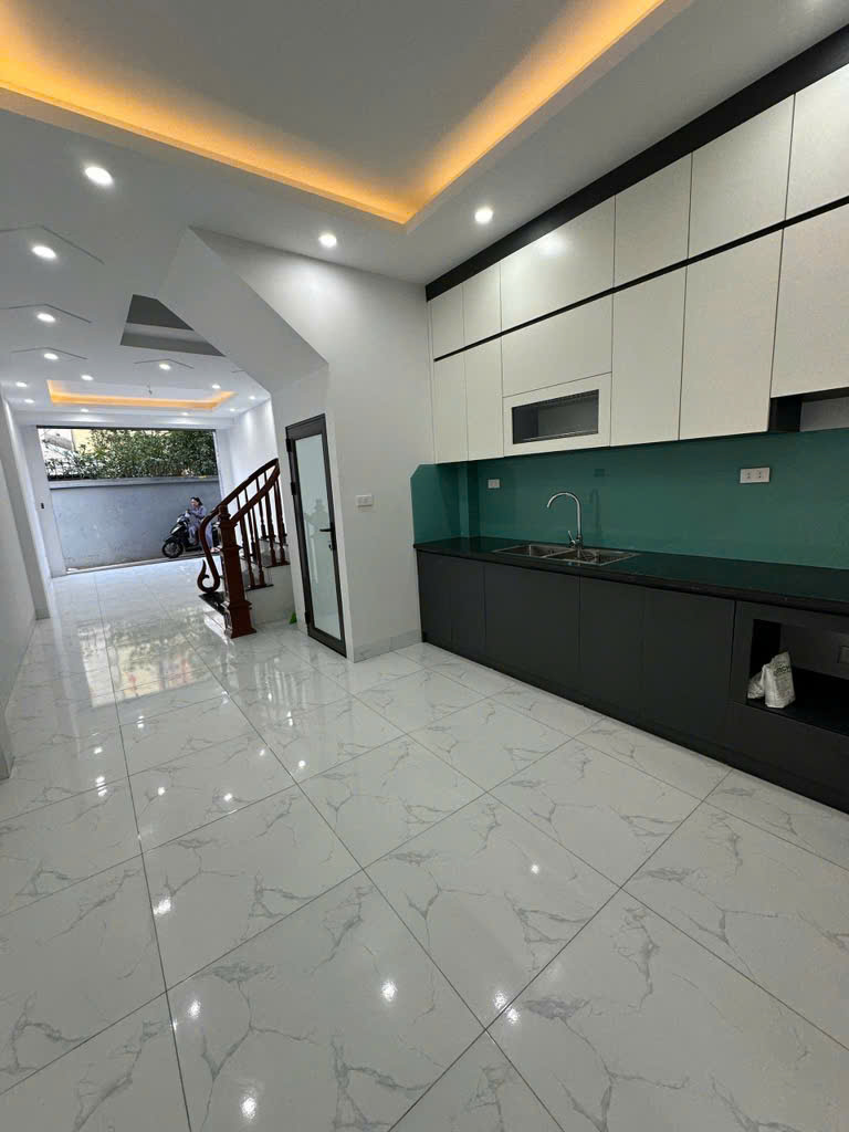 BÁN NHÀ LAI XÁ NGÕ NÔNG,Ô TÔ GẦN,SỔ VUÔNG,NHÀ ĐẸP Ở NGAY GIÁ 5.6 TỶ - Ảnh 1