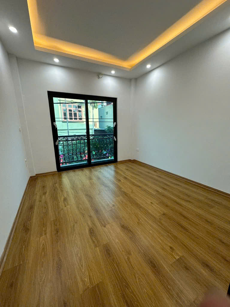BÁN NHÀ LAI XÁ NGÕ NÔNG,Ô TÔ GẦN,SỔ VUÔNG,NHÀ ĐẸP Ở NGAY GIÁ 5.6 TỶ - Ảnh 2