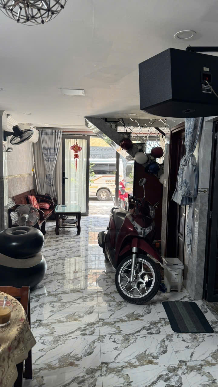 Bán Gấp CHDV Hương Lộ 3 giáp Tân Phú dòng tiền 40tr/th 210m2 ,2 Tầng Nhỉnh 17 tỷ - Ảnh chính